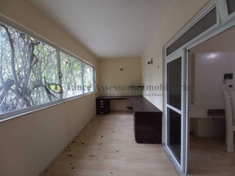 Casa à venda com 5 quartos, 600m² - Foto 18