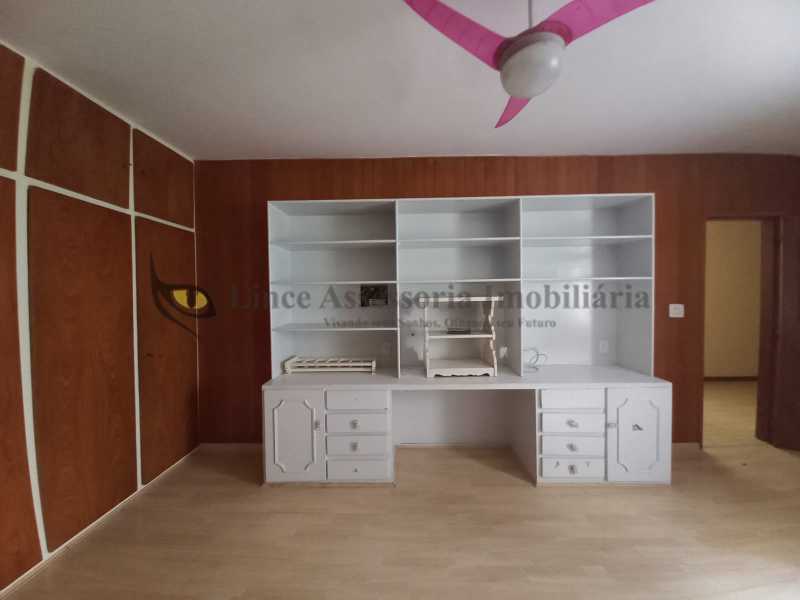 Casa à venda com 5 quartos, 600m² - Foto 22