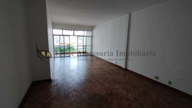 Apartamento à venda com 4 quartos, 160m² - Foto 3