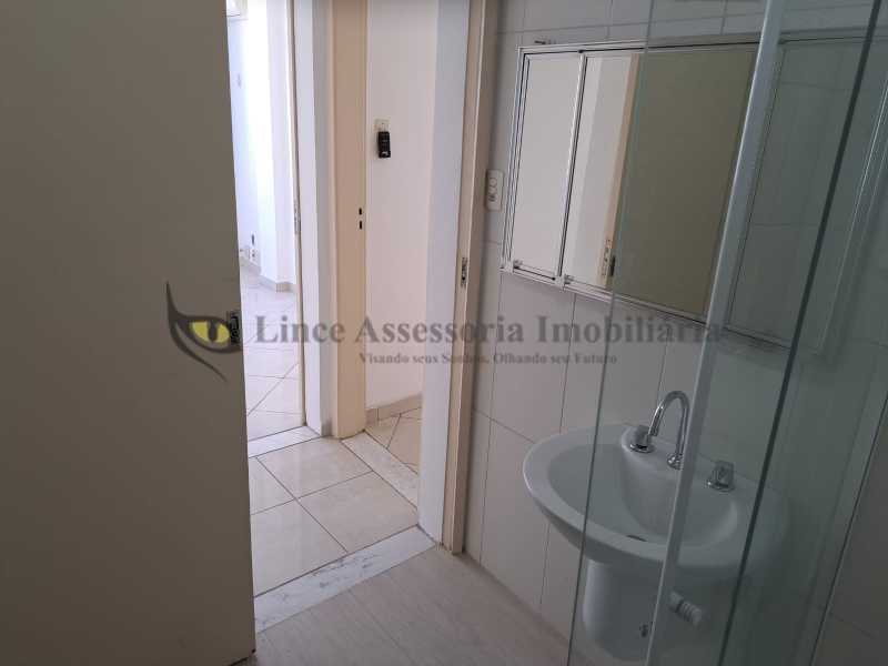 Apartamento à venda com 2 quartos, 80m² - Foto 5