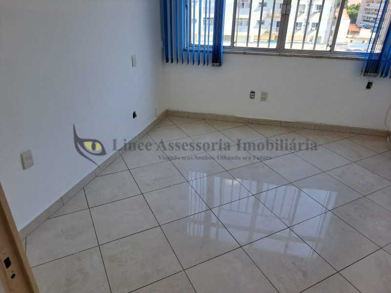 Apartamento à venda com 2 quartos, 80m² - Foto 10