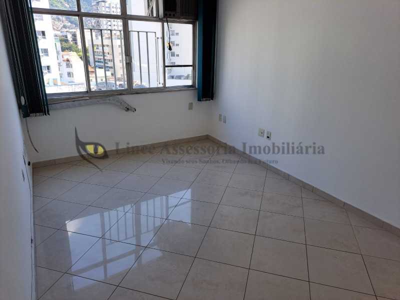 Apartamento à venda com 2 quartos, 80m² - Foto 14