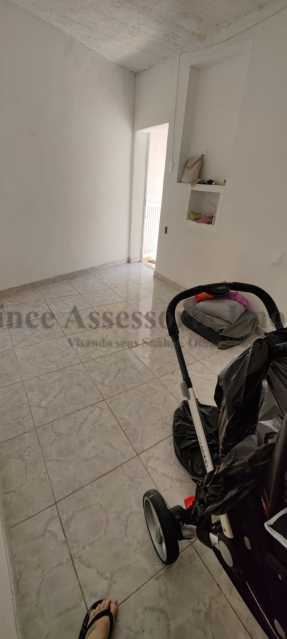 Casa à venda com 4 quartos, 170m² - Foto 17