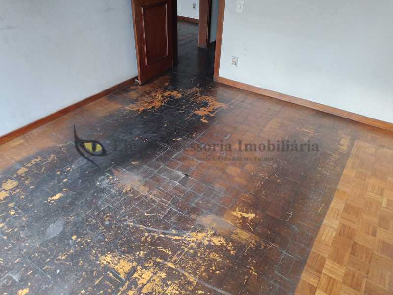 Apartamento à venda com 1 quarto, 60m² - Foto 9