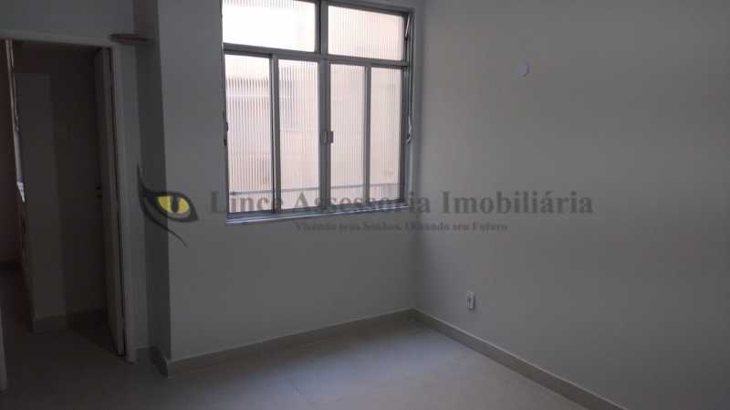 Apartamento à venda com 1 quarto, 48m² - Foto 1