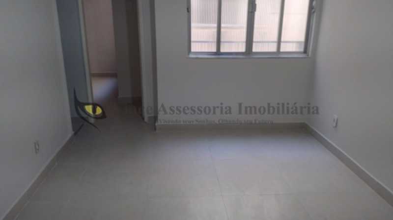 Apartamento à venda com 1 quarto, 48m² - Foto 3