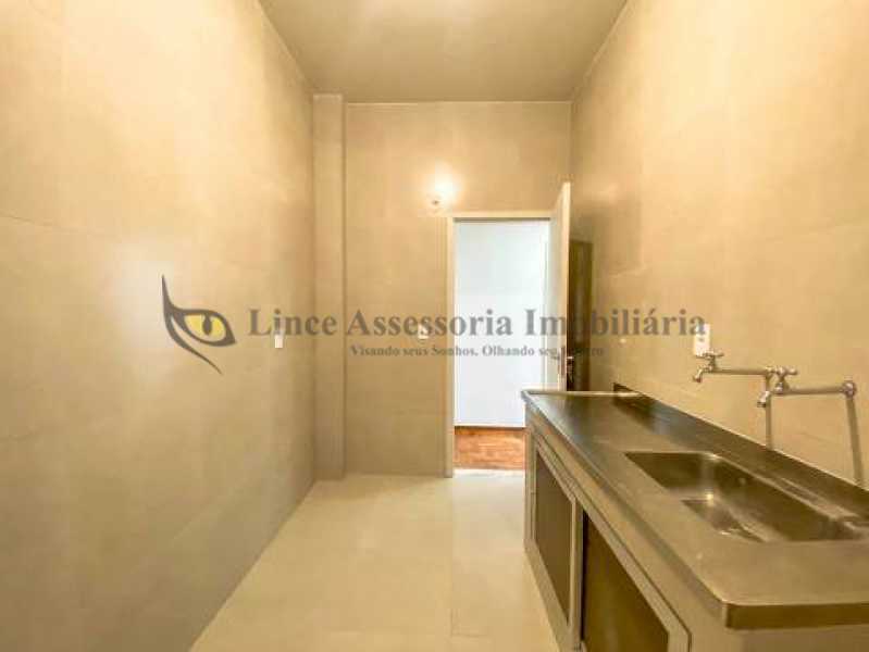 Apartamento à venda com 3 quartos, 84m² - Foto 16