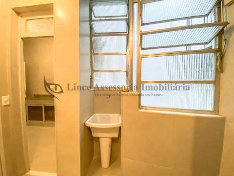 Apartamento à venda com 3 quartos, 84m² - Foto 18