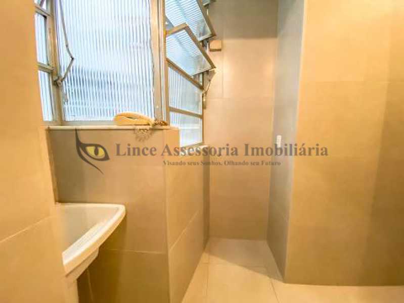 Apartamento à venda com 3 quartos, 84m² - Foto 19