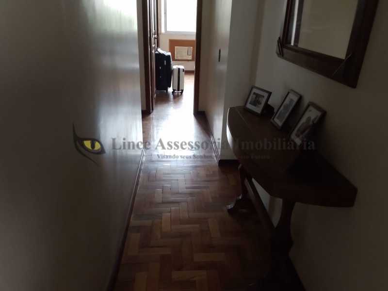 Apartamento à venda com 3 quartos, 155m² - Foto 15