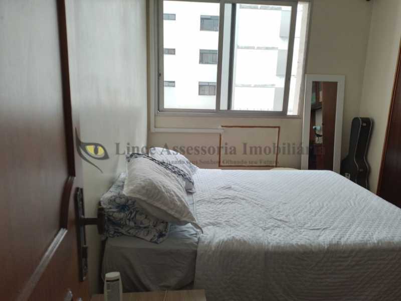 Apartamento à venda com 3 quartos, 155m² - Foto 8