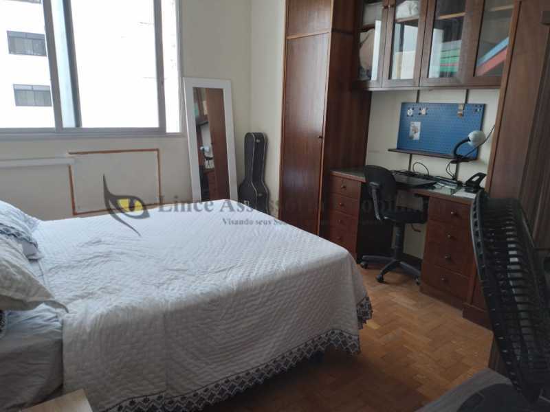 Apartamento à venda com 3 quartos, 155m² - Foto 11