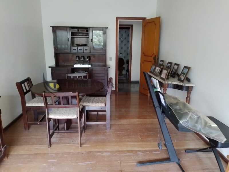 Apartamento à venda com 3 quartos, 155m² - Foto 3