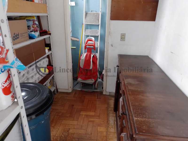 Apartamento à venda com 3 quartos, 155m² - Foto 23