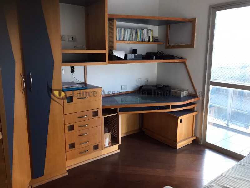 Apartamento à venda com 3 quartos, 134m² - Foto 12