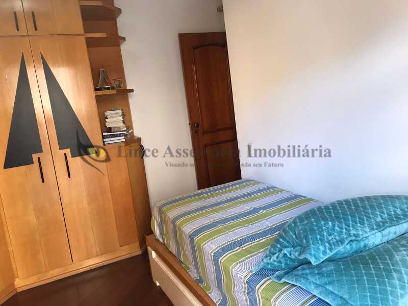 Apartamento à venda com 3 quartos, 134m² - Foto 14