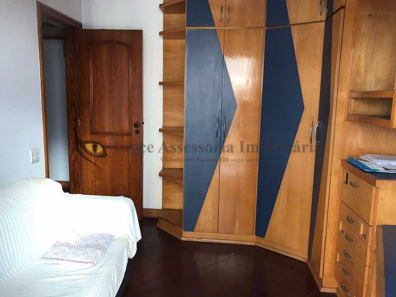 Apartamento à venda com 3 quartos, 134m² - Foto 24