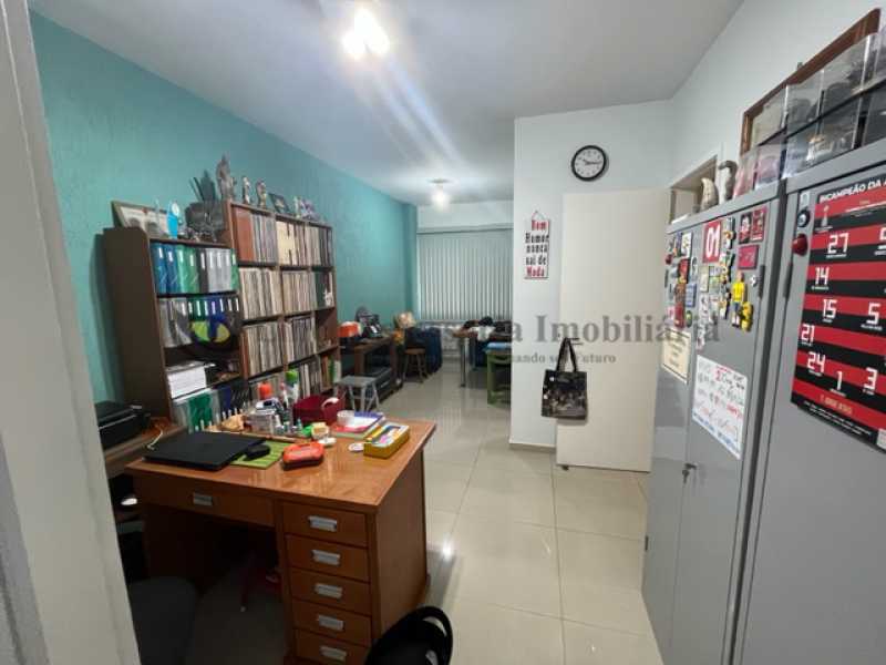 Apartamento à venda com 3 quartos, 103m² - Foto 8