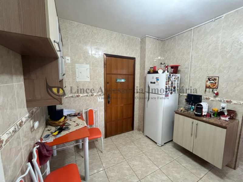 Apartamento à venda com 3 quartos, 103m² - Foto 18