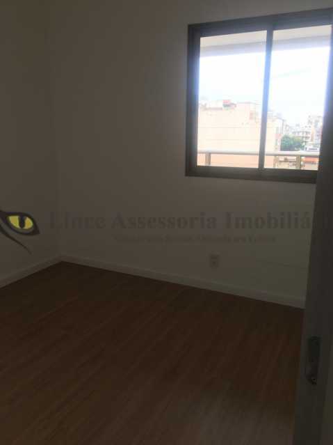 Apartamento à venda com 2 quartos, 65m² - Foto 9