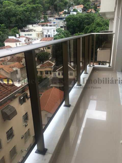 Apartamento à venda com 2 quartos, 65m² - Foto 4