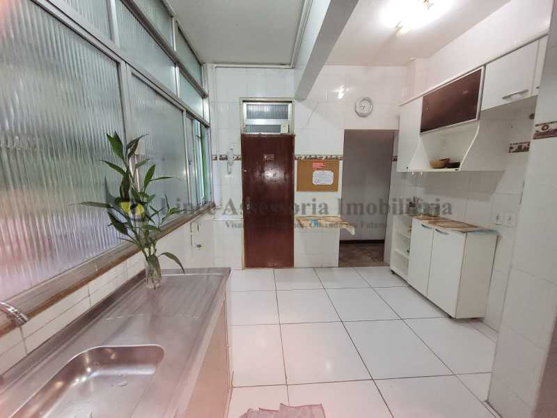 Apartamento à venda com 1 quarto, 66m² - Foto 17