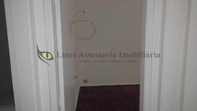 Apartamento à venda com 1 quarto, 46m² - Foto 9