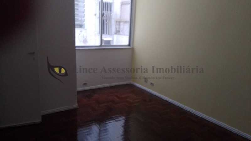 Apartamento à venda com 1 quarto, 46m² - Foto 3