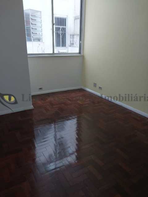 Apartamento à venda com 1 quarto, 46m² - Foto 7