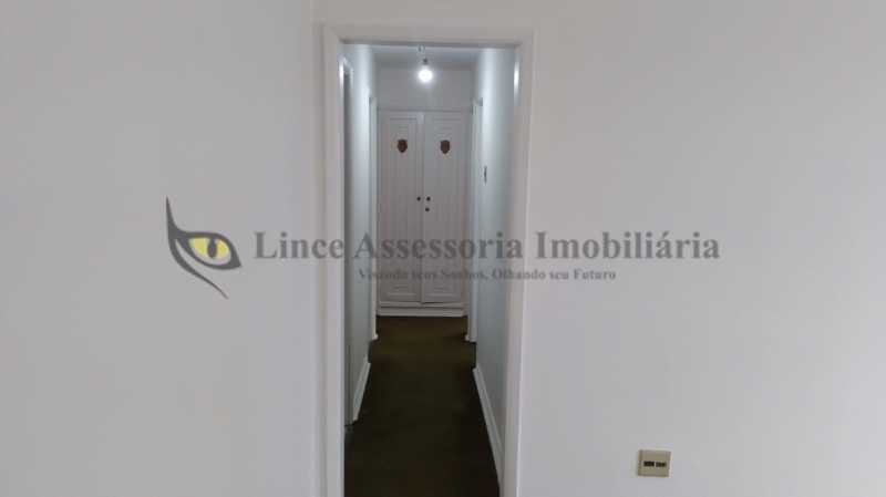 Apartamento à venda com 3 quartos, 113m² - Foto 4