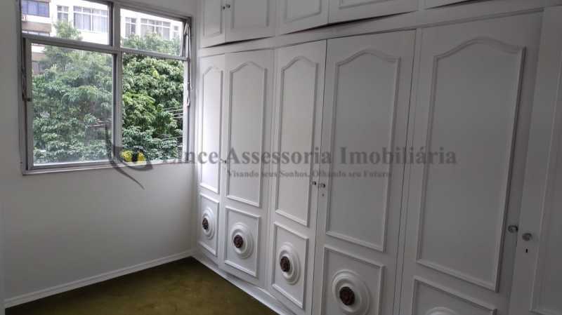 Apartamento à venda com 3 quartos, 113m² - Foto 5