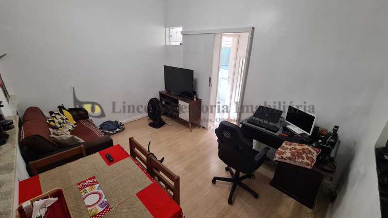 Apartamento à venda com 1 quarto, 49m² - Foto 5