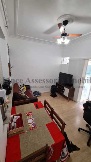 Apartamento à venda com 1 quarto, 49m² - Foto 6