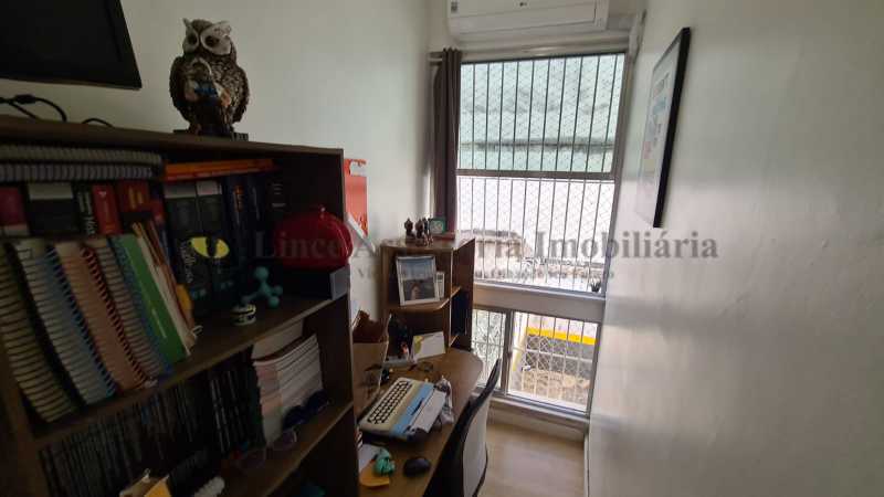 Apartamento à venda com 1 quarto, 49m² - Foto 28