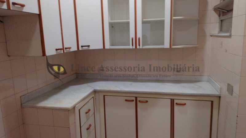 Apartamento à venda com 3 quartos, 83m² - Foto 15