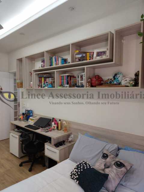 Apartamento à venda com 3 quartos, 135m² - Foto 17