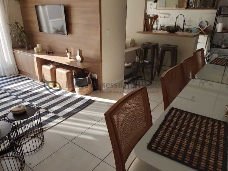 Apartamento à venda com 2 quartos, 70m² - Foto 7