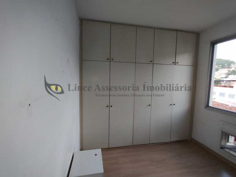 Apartamento à venda com 2 quartos, 68m² - Foto 6