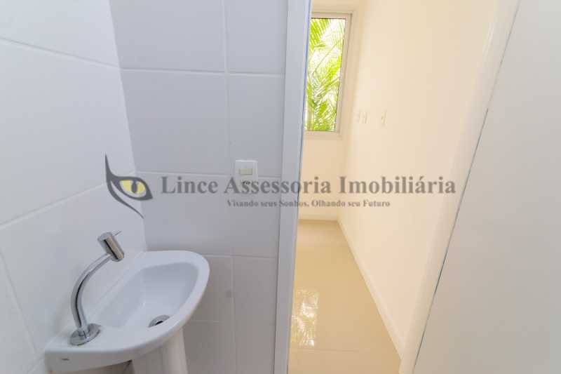 Apartamento à venda com 3 quartos, 76m² - Foto 13