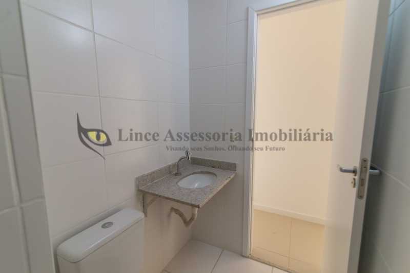 Apartamento à venda com 3 quartos, 76m² - Foto 20