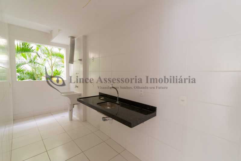 Apartamento à venda com 3 quartos, 76m² - Foto 21