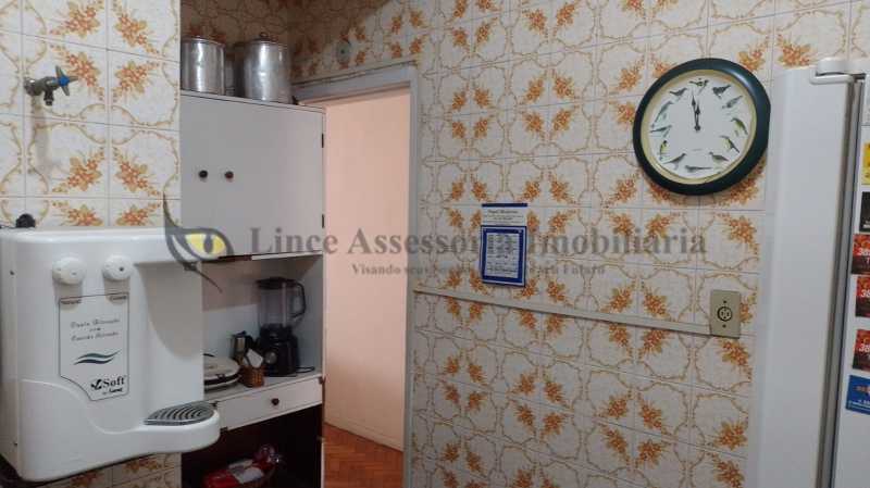 Apartamento à venda com 3 quartos, 86m² - Foto 26