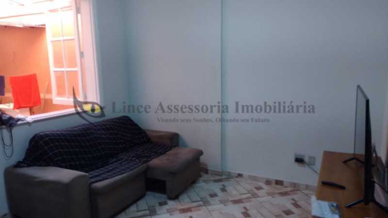 Apartamento à venda com 1 quarto, 58m² - Foto 2