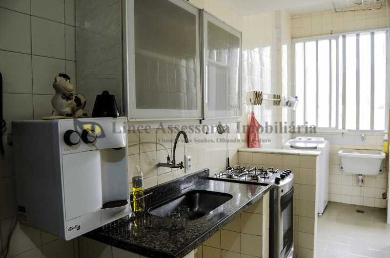 Apartamento à venda com 2 quartos, 73m² - Foto 13