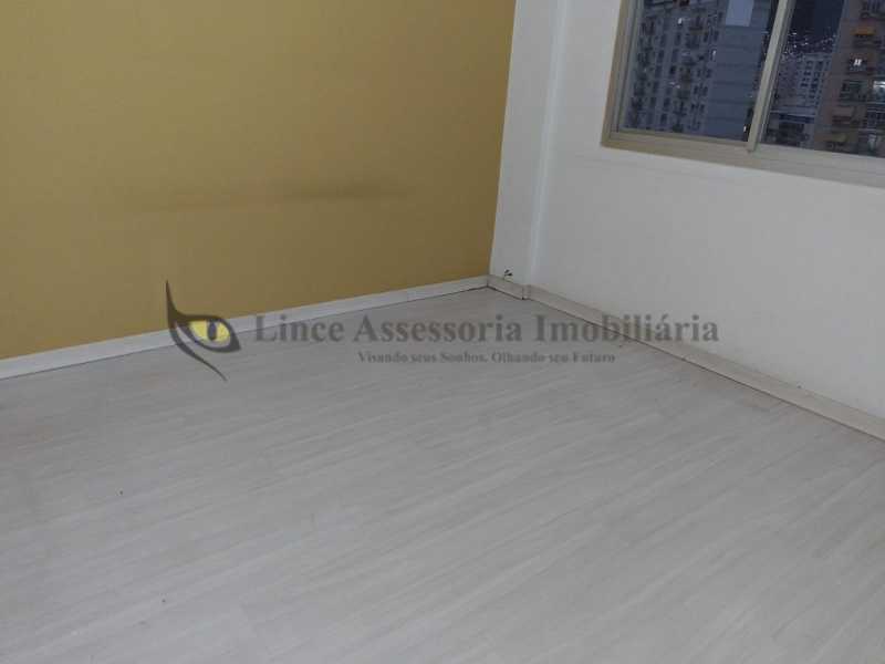 Apartamento à venda com 2 quartos, 76m² - Foto 6