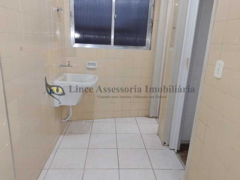 Apartamento à venda com 2 quartos, 76m² - Foto 17