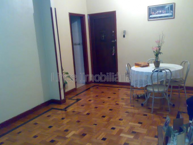 Apartamento à venda com 3 quartos, 106m² - Foto 3