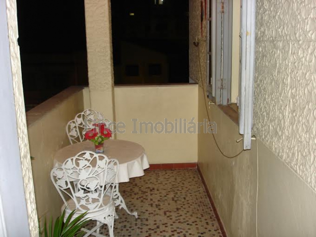 Apartamento à venda com 3 quartos, 106m² - Foto 4