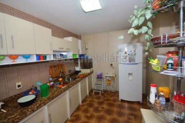 Apartamento à venda com 3 quartos, 156m² - Foto 15