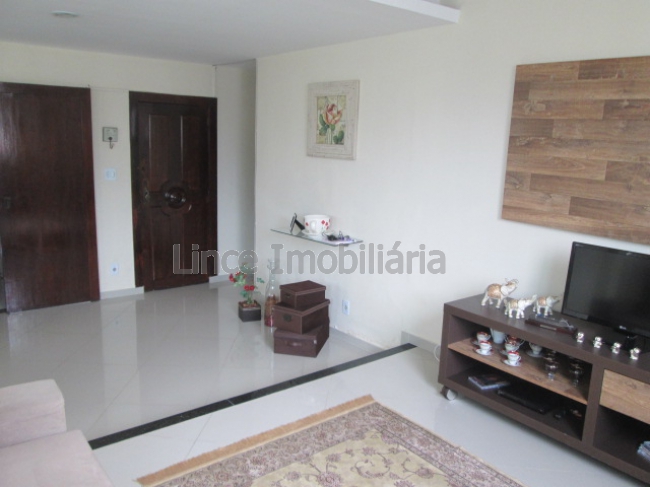 Cobertura à venda com 3 quartos, 231m² - Foto 1